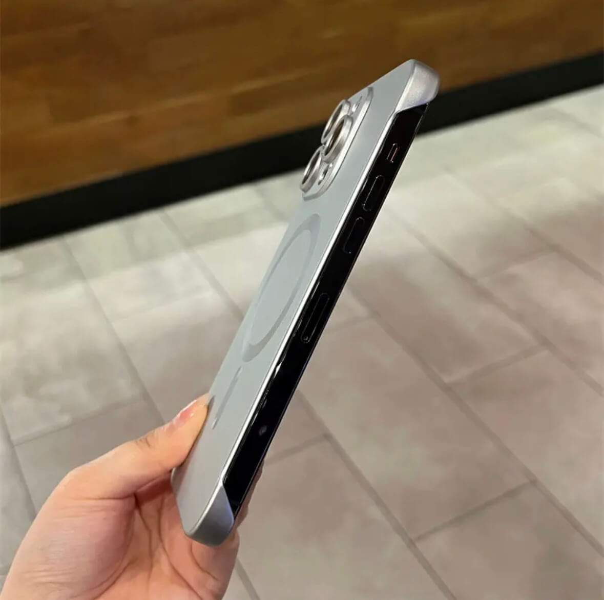 Bezel-less MagSafe Frosted Phone Case Apple_Shopier